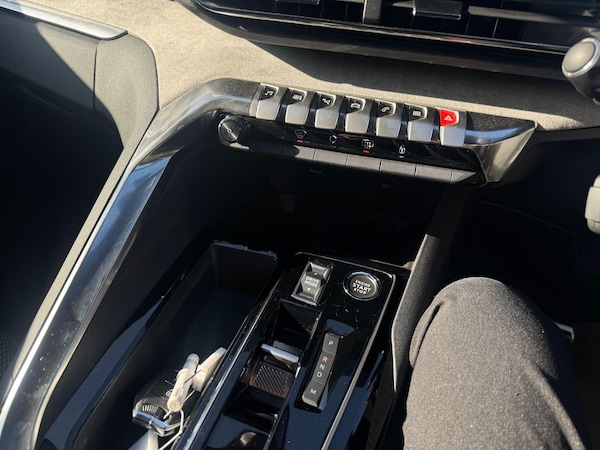 Used Peugeot 3008 2023 for sale - 76175252: Photo 14
