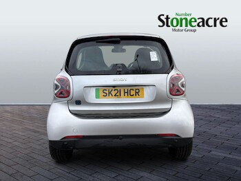 Used smart fortwo 2021 for sale - 77495863: Photo