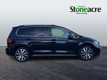 Used Volkswagen Touran 2021 for sale - 76084583: Photo