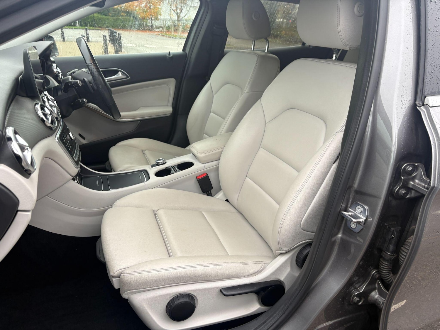 Used Mercedes-Benz GLA 2018 for sale - 76539137: Photo 15