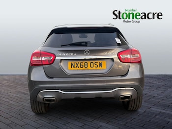 Used Mercedes-Benz GLA 2018 for sale - 76539137: Photo