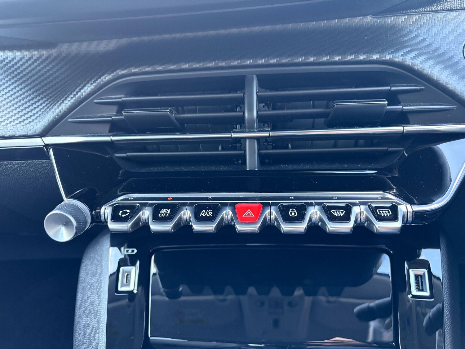 Used Peugeot 208 2021 for sale - 77723447: Photo 32