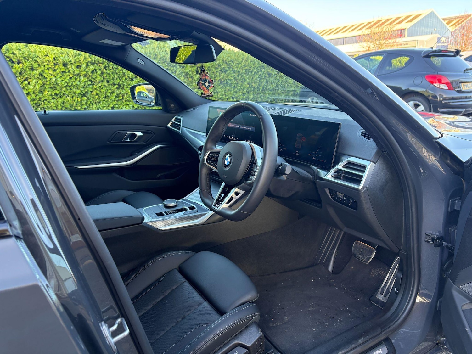 Used BMW 3 Series 2025 for sale - 76633081: Photo 17