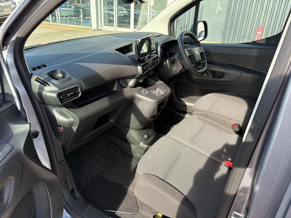 Used Citroen Berlingo 2024 for sale - 74057820: Photo 30