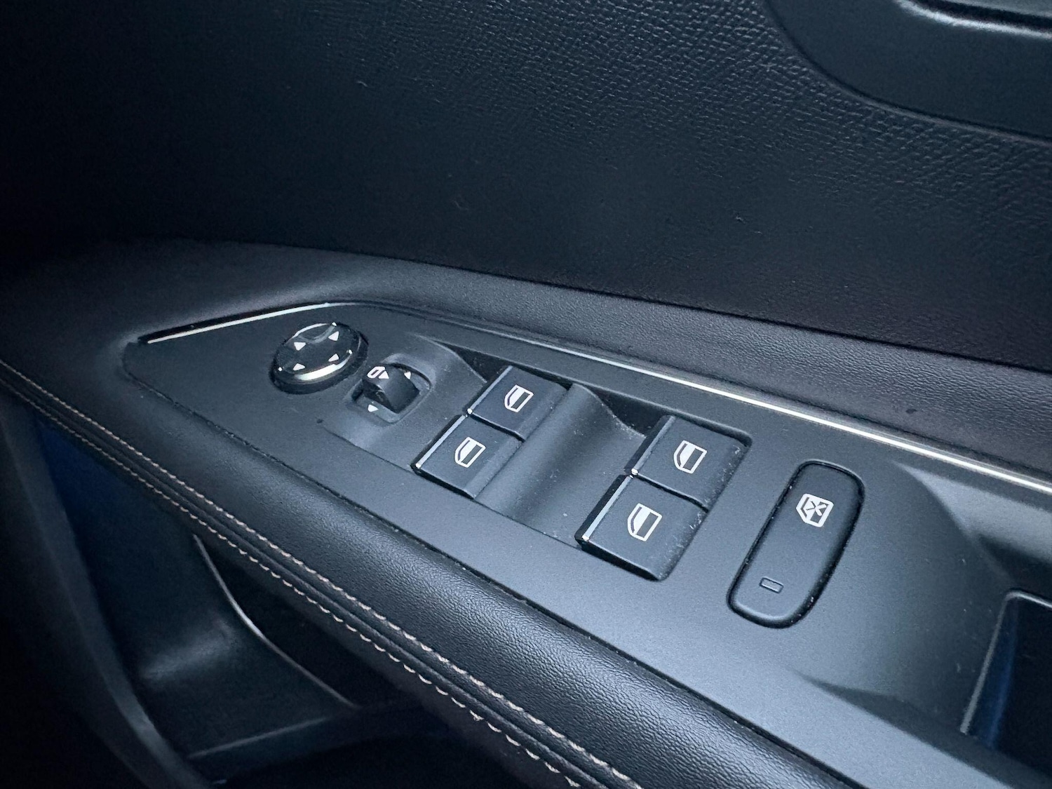 Used Peugeot 3008 2021 for sale - 77191783: Photo 21