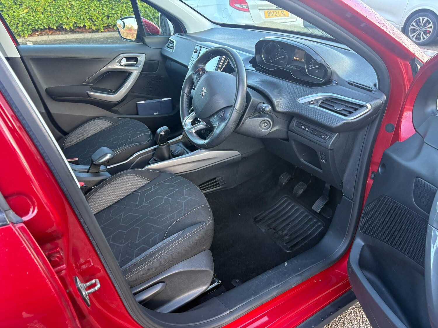 Used Peugeot 2008 2019 for sale - 77376351: Photo 15