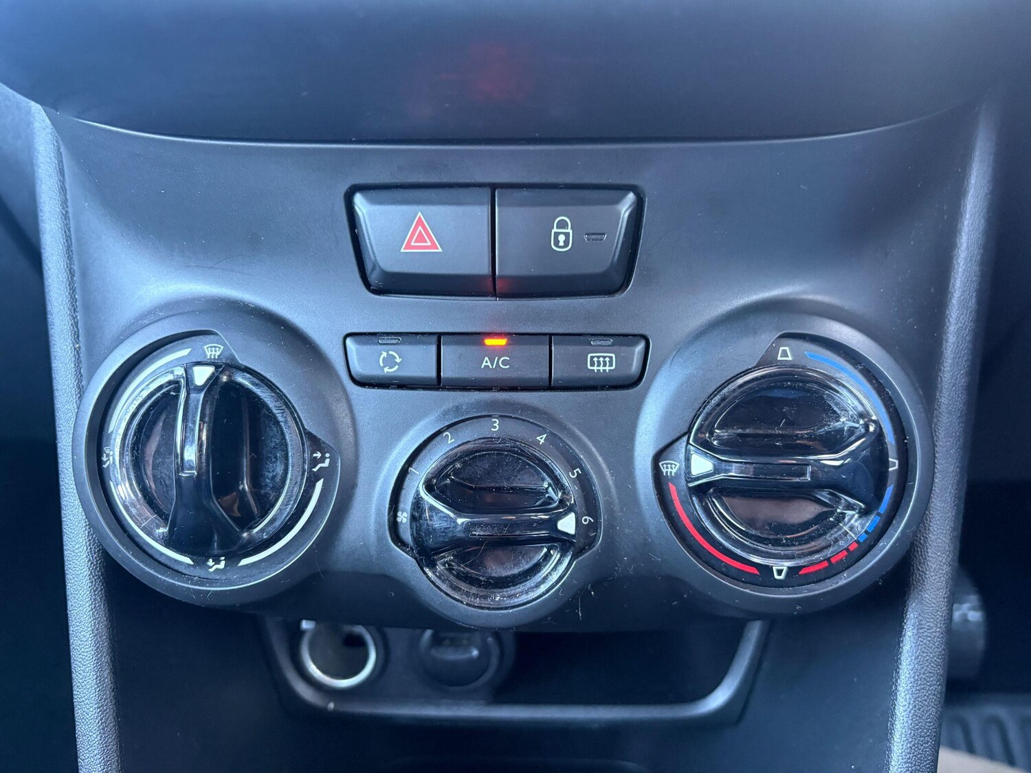 Used Peugeot 2008 2019 for sale - 77376351: Photo 28