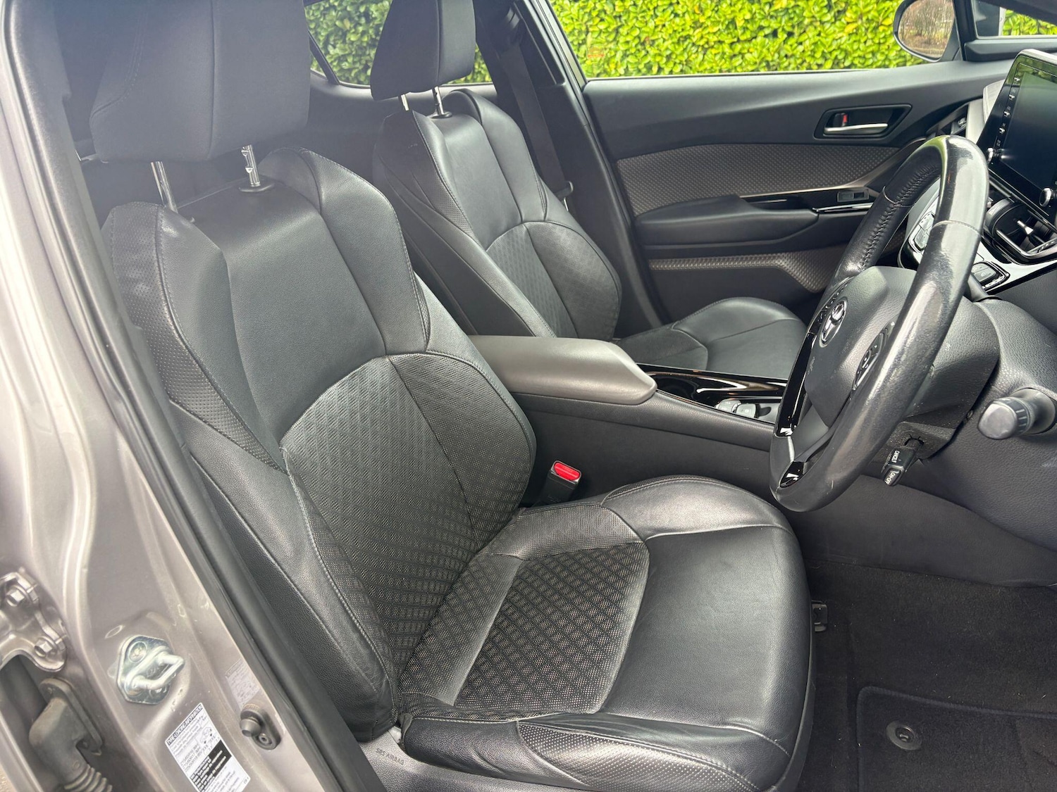 Used Toyota C-HR for sale - 77671582: Photo 15