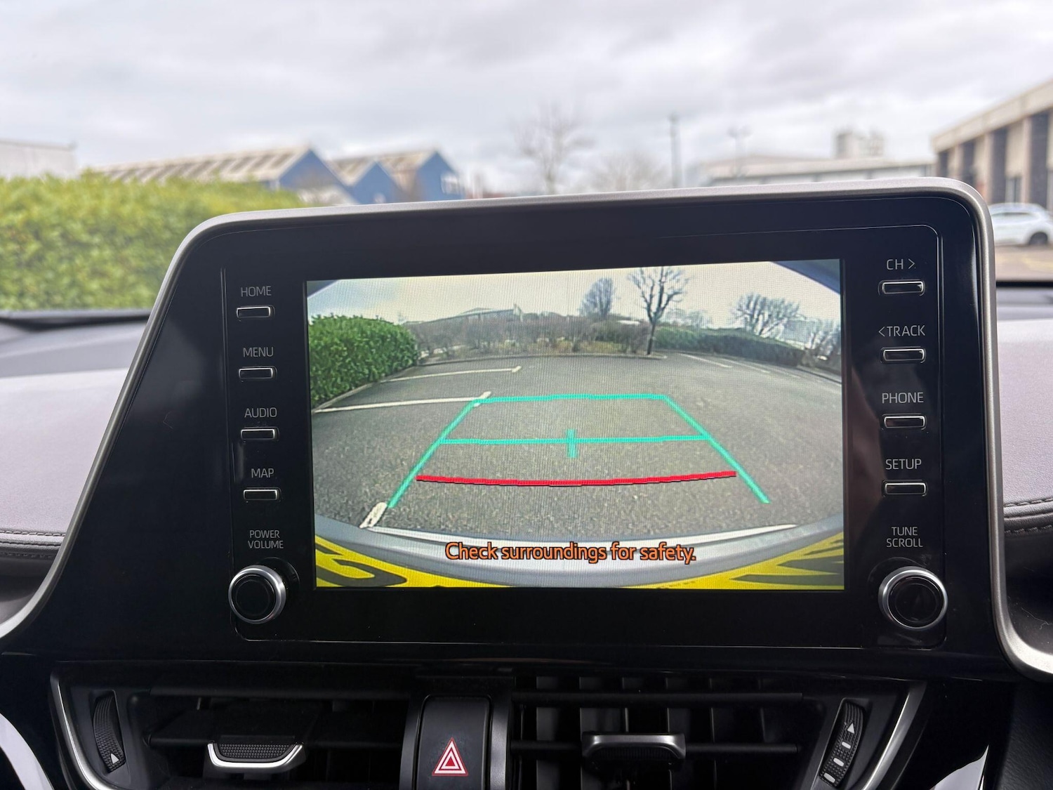 Used Toyota C-HR for sale - 77671582: Photo 25