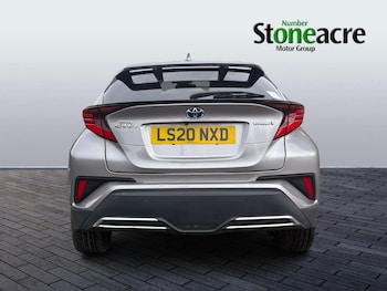 Used Toyota C-HR 2020 for sale - 77671582: Photo