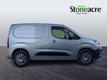 Used Citroen Berlingo 2024 for sale - 76991382: Photo