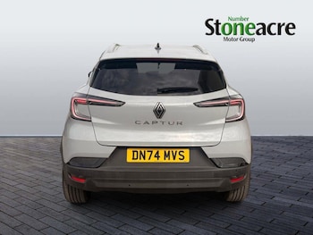 Used Renault Captur 2024 for sale - 78772446: Photo