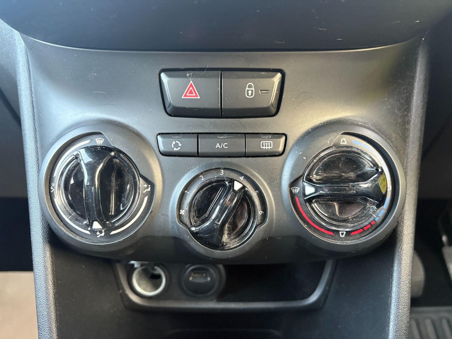 Used Peugeot 2008 2019 for sale - 76573198: Photo 29