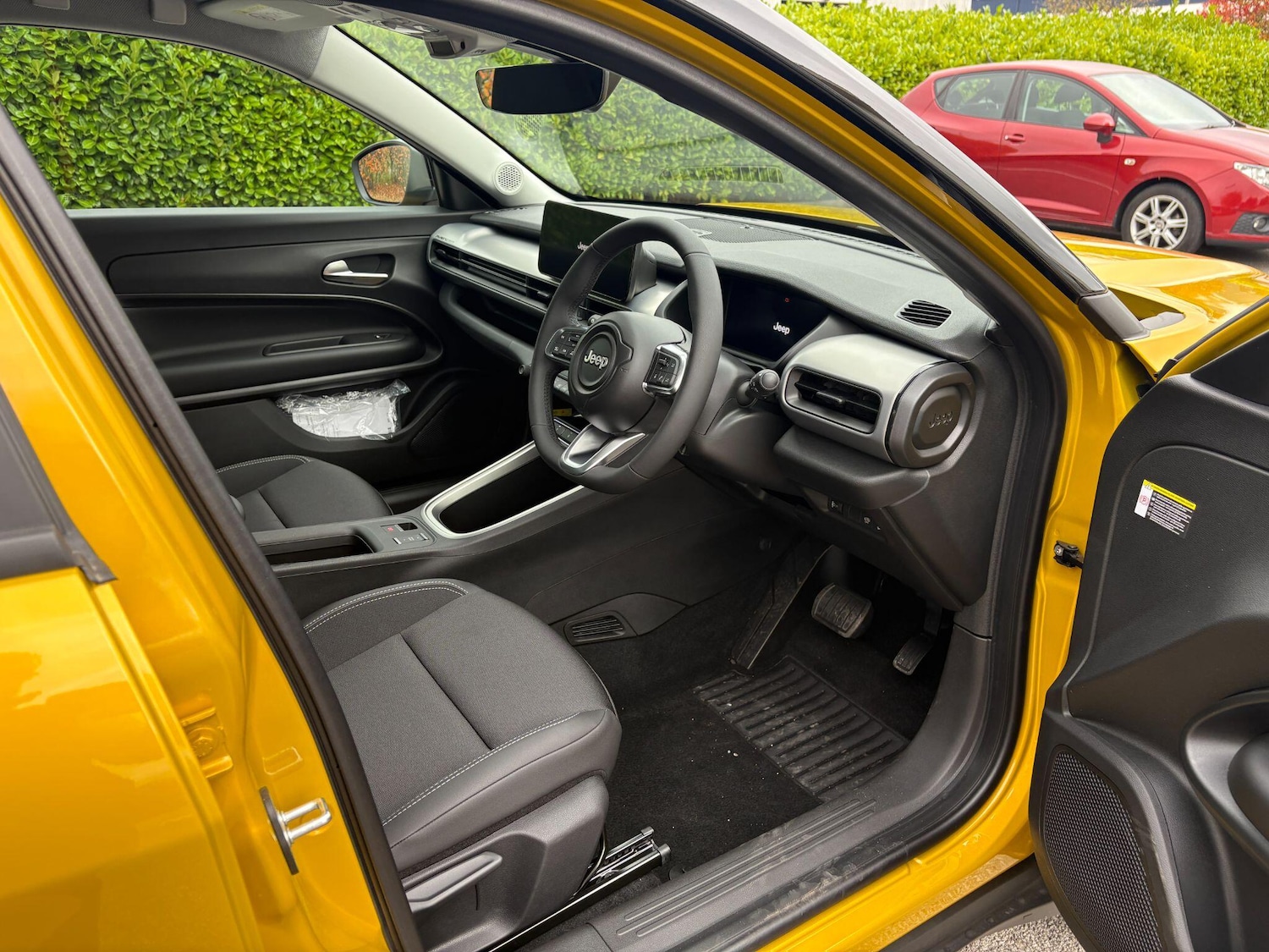 Used Jeep Avenger 2025 for sale - 76247847: Photo 15