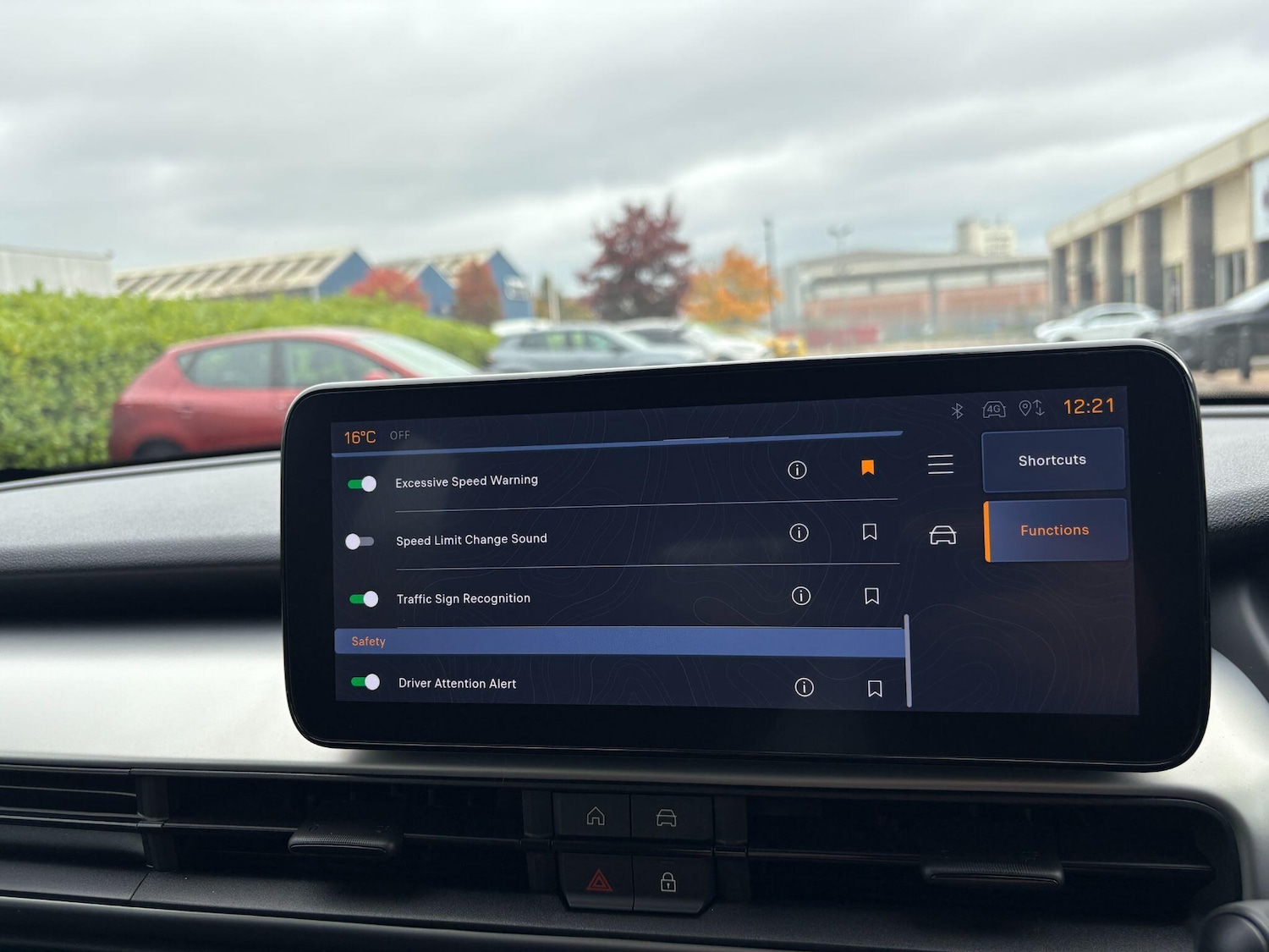 Used Jeep Avenger 2025 for sale - 76247847: Photo 28