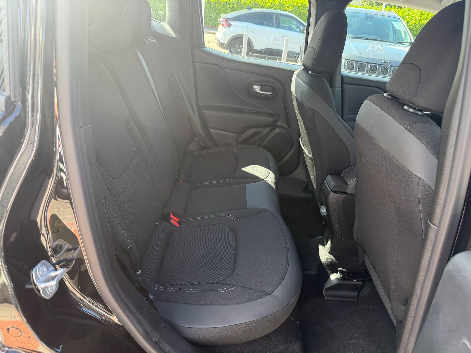 Used Jeep Renegade 2025 for sale - 76573564: Photo 15