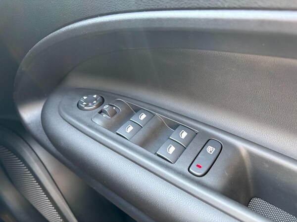 Used Jeep Avenger 2025 for sale - 74738083: Photo 18