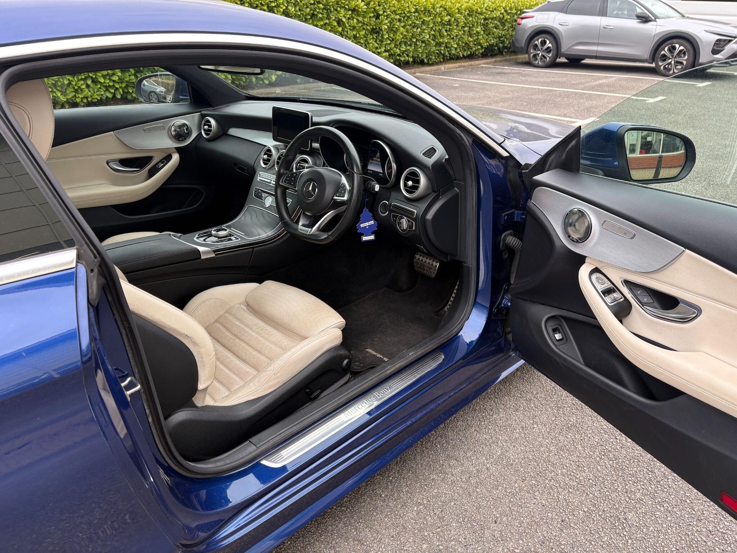 Used Mercedes-Benz C Class 2018 for sale - 78205329: Photo 13