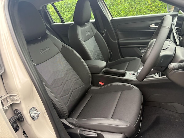 Used Jeep Avenger 2025 for sale - 76247695: Photo 15
