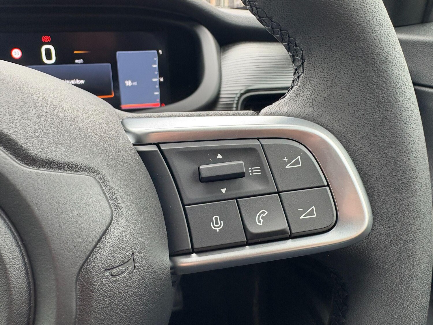 Used Jeep Avenger 2025 for sale - 76247695: Photo 18