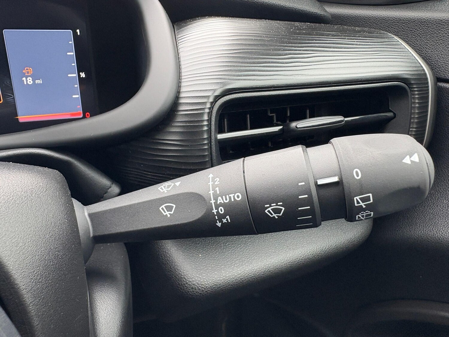 Used Jeep Avenger 2025 for sale - 76247695: Photo 20