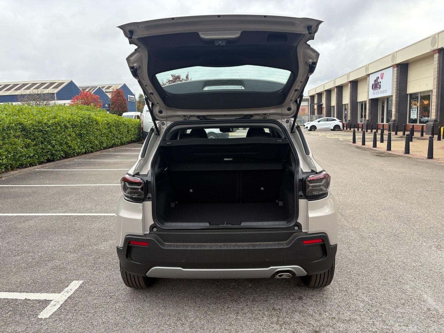 Used Jeep Avenger 2025 for sale - 76247695: Photo 9