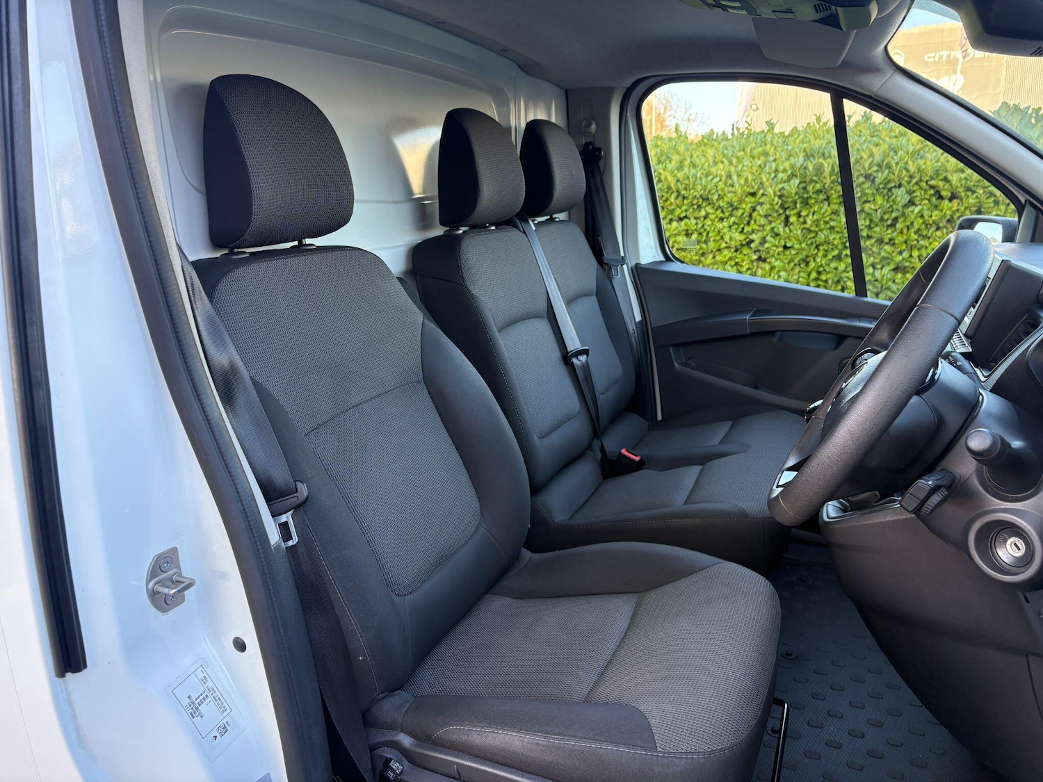 Used Renault Trafic 2023 for sale - 76633265: Photo 16