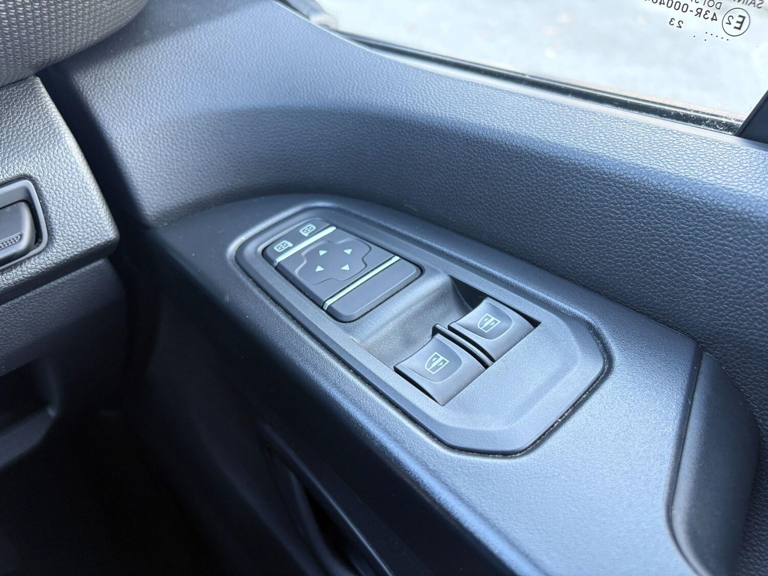 Used Renault Trafic 2023 for sale - 76633265: Photo 18