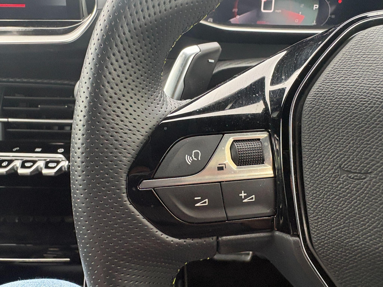 Used Peugeot 208 2023 for sale - 78203736: Photo 22