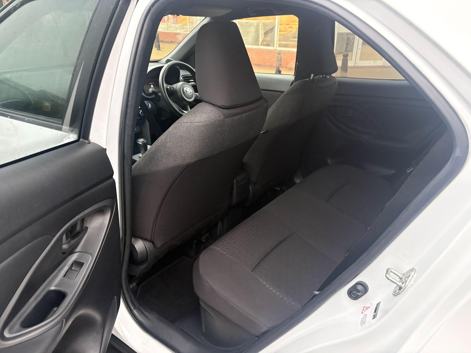 Used Toyota Yaris Cross for sale - 77230091: Photo 11