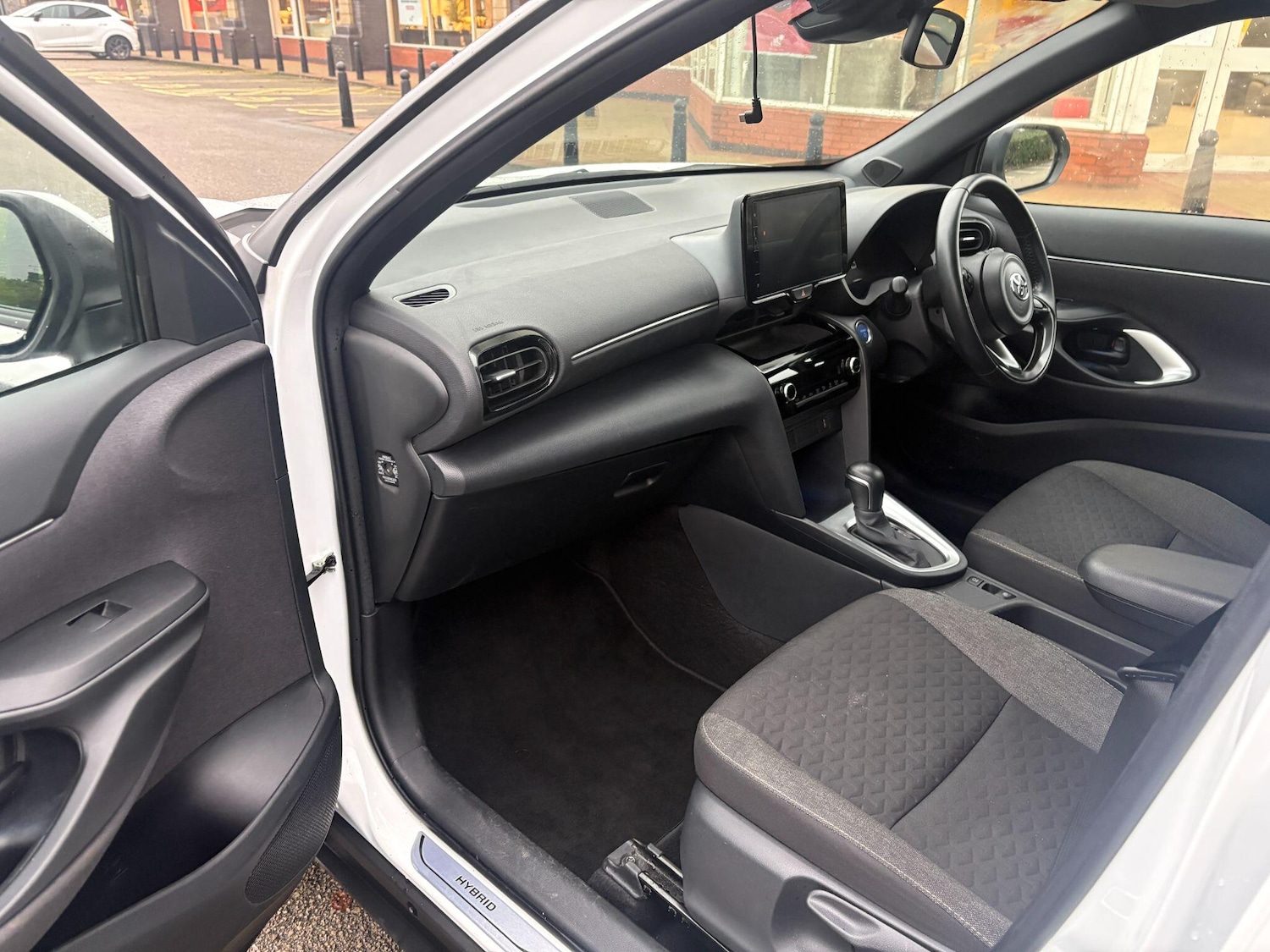 Used Toyota Yaris Cross for sale - 77230091: Photo 13