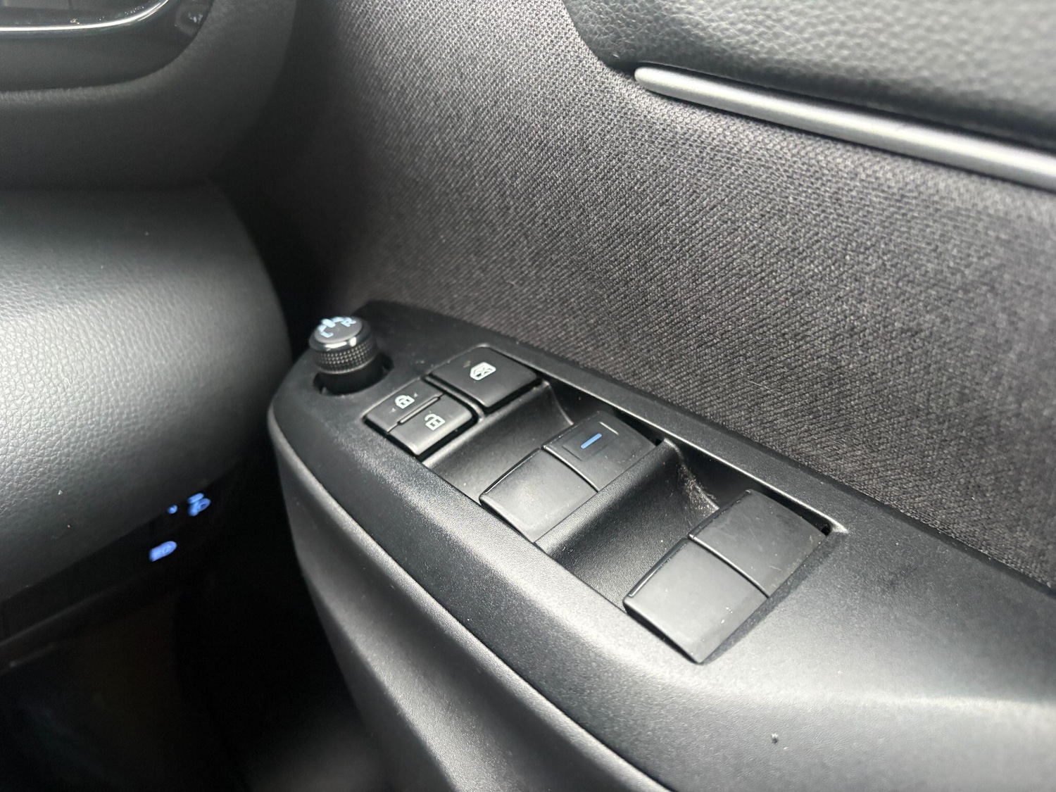 Used Toyota Yaris Cross for sale - 77230091: Photo 18