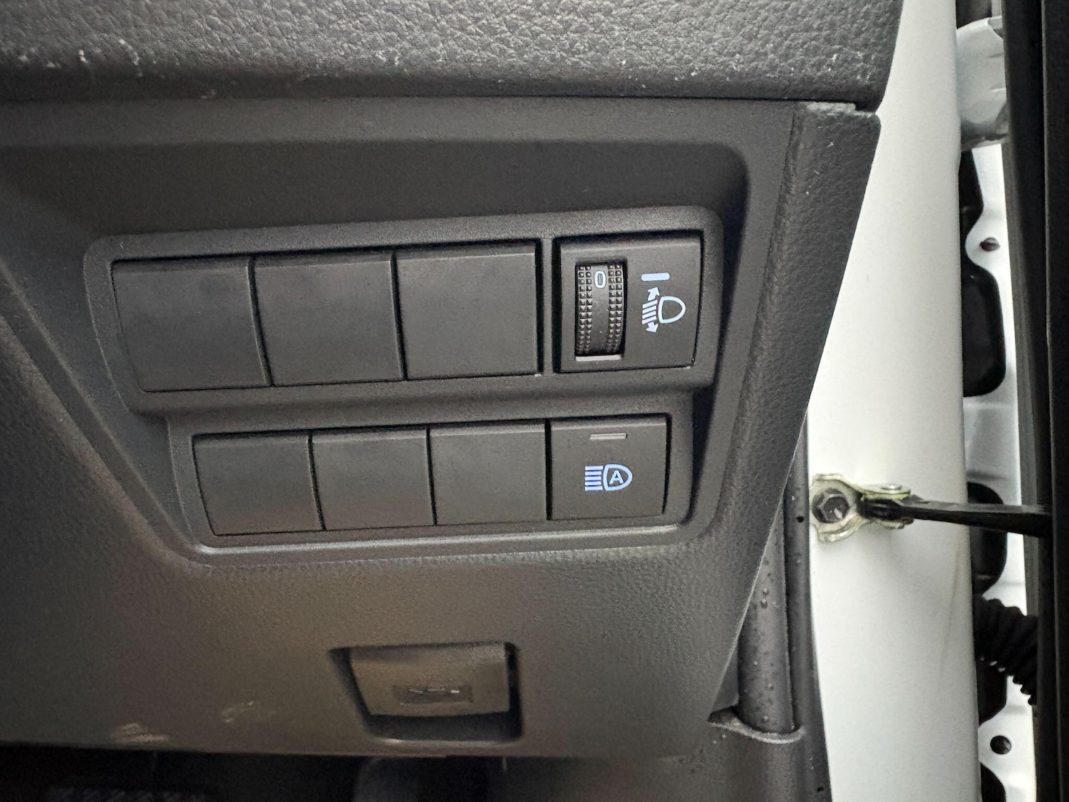 Used Toyota Yaris Cross for sale - 77230091: Photo 19