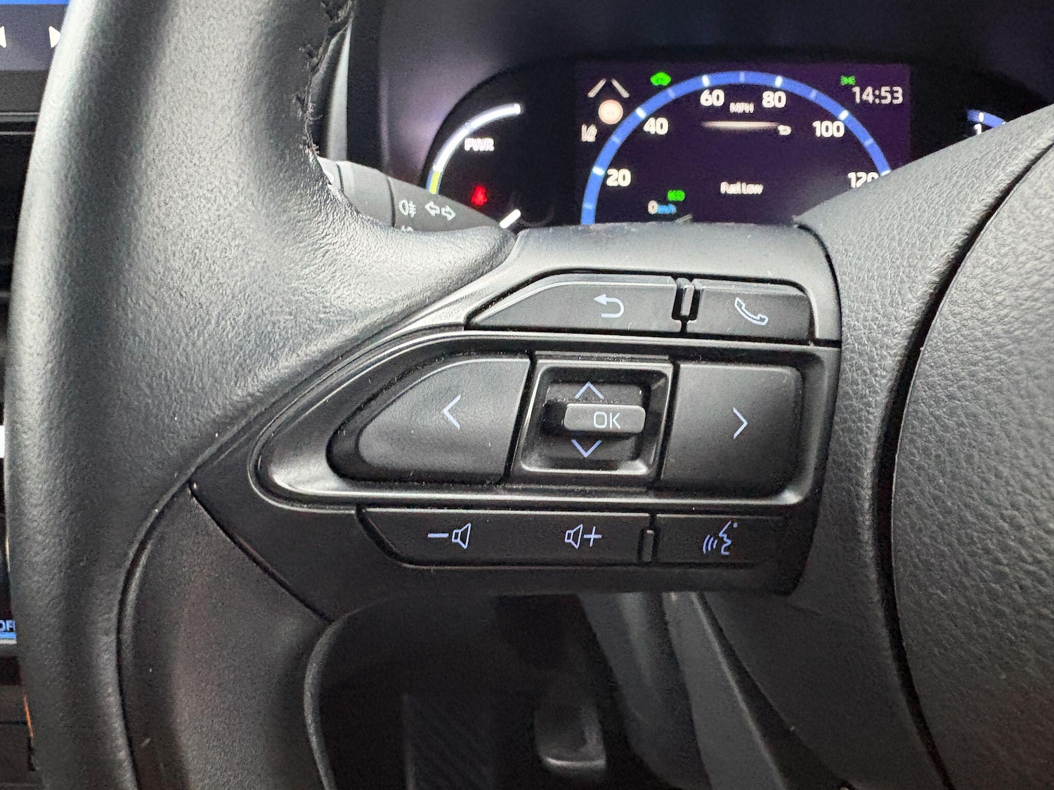 Used Toyota Yaris Cross for sale - 77230091: Photo 21