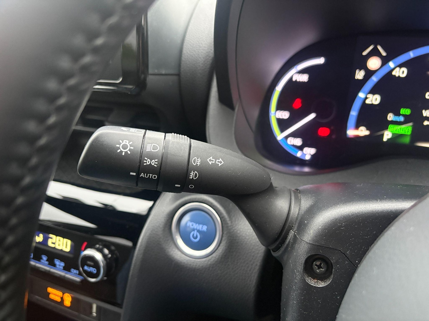 Used Toyota Yaris Cross for sale - 77230091: Photo 23