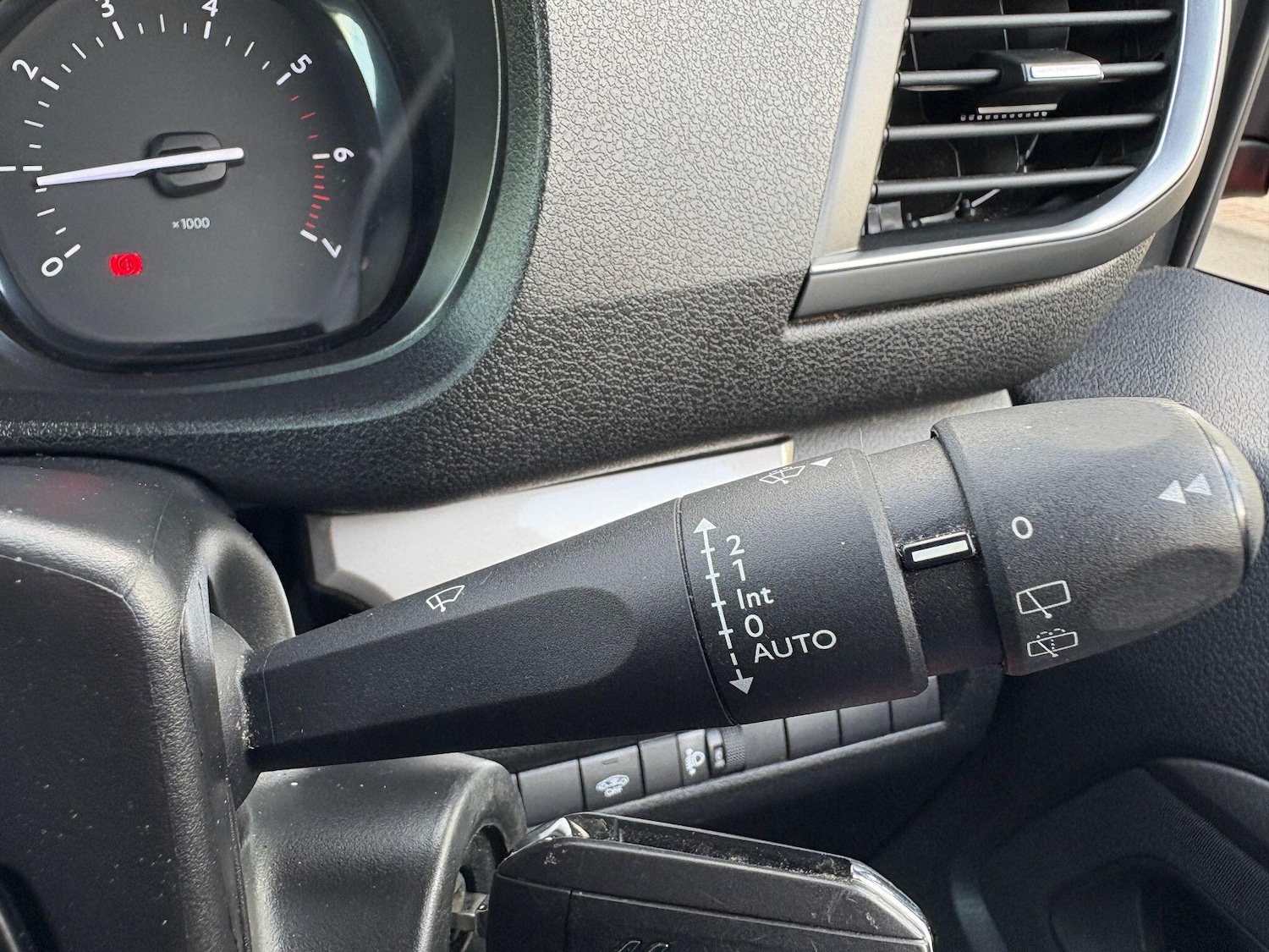 Used Citroen Space Tourer 2019 for sale - 76432653: Photo 23