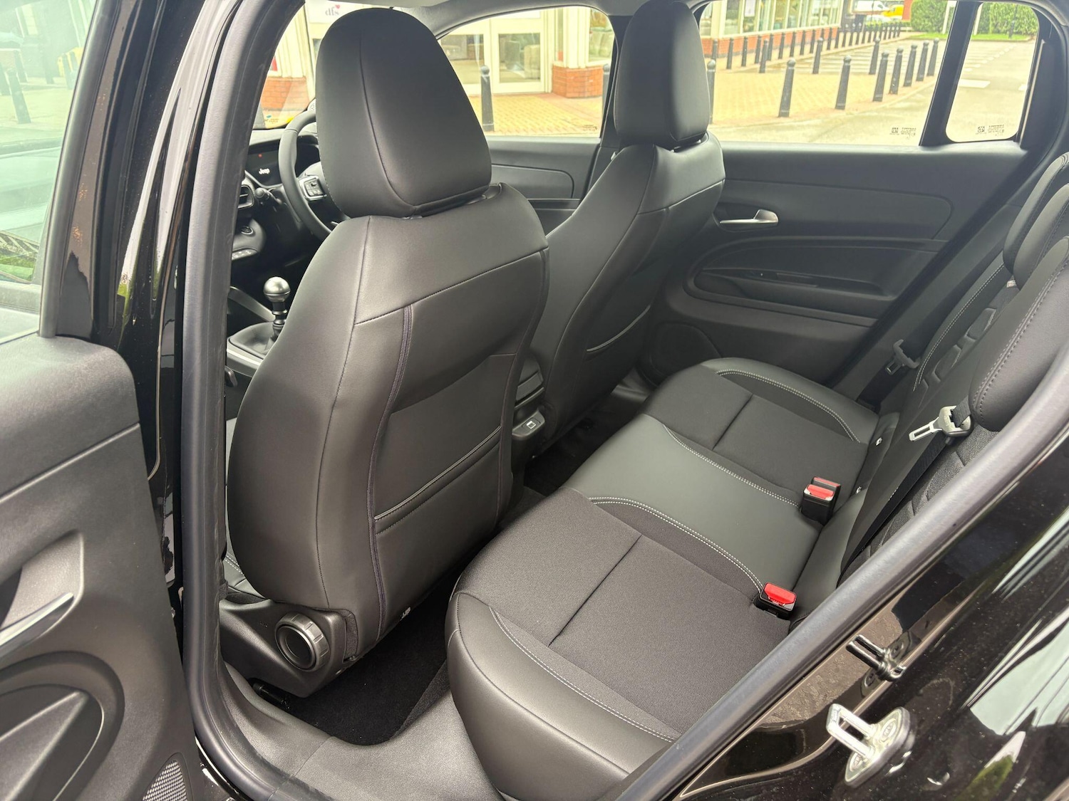 Used Jeep Avenger 2025 for sale - 76246692: Photo 11