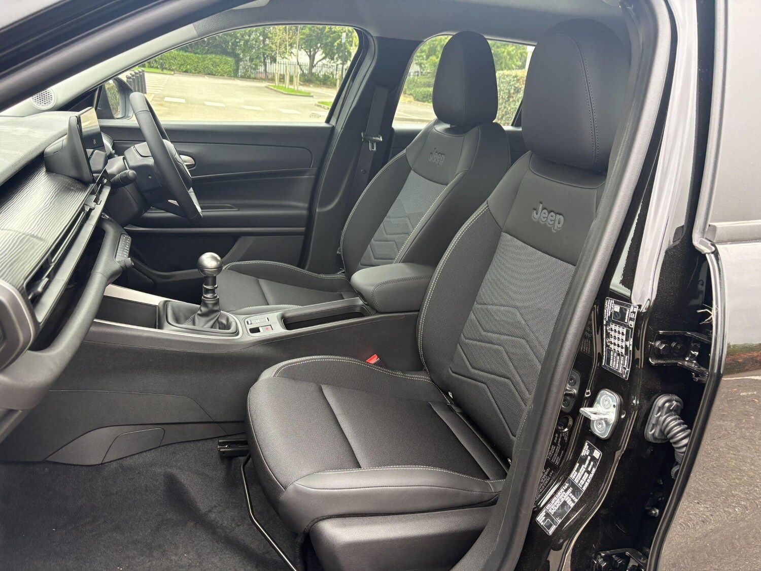 Used Jeep Avenger 2025 for sale - 76246692: Photo 14