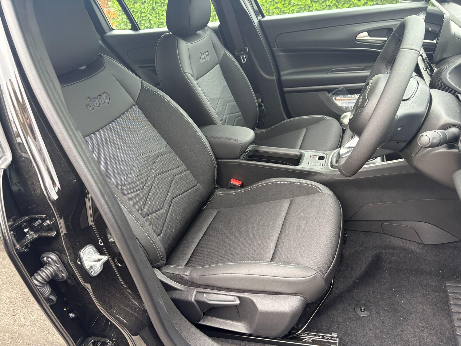 Used Jeep Avenger 2025 for sale - 76246692: Photo 16