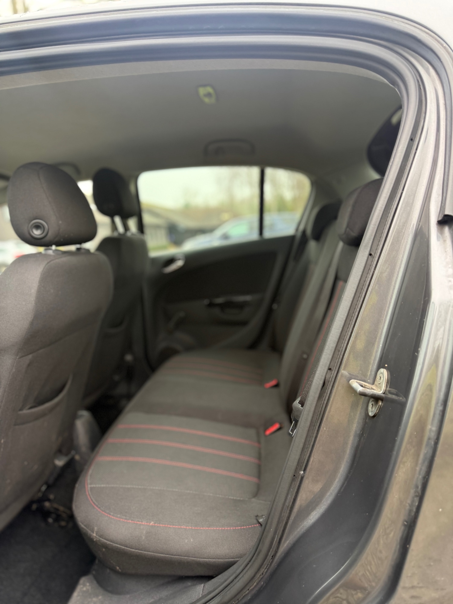 Used Vauxhall Corsa 2011 for sale - 77495532: Photo 11