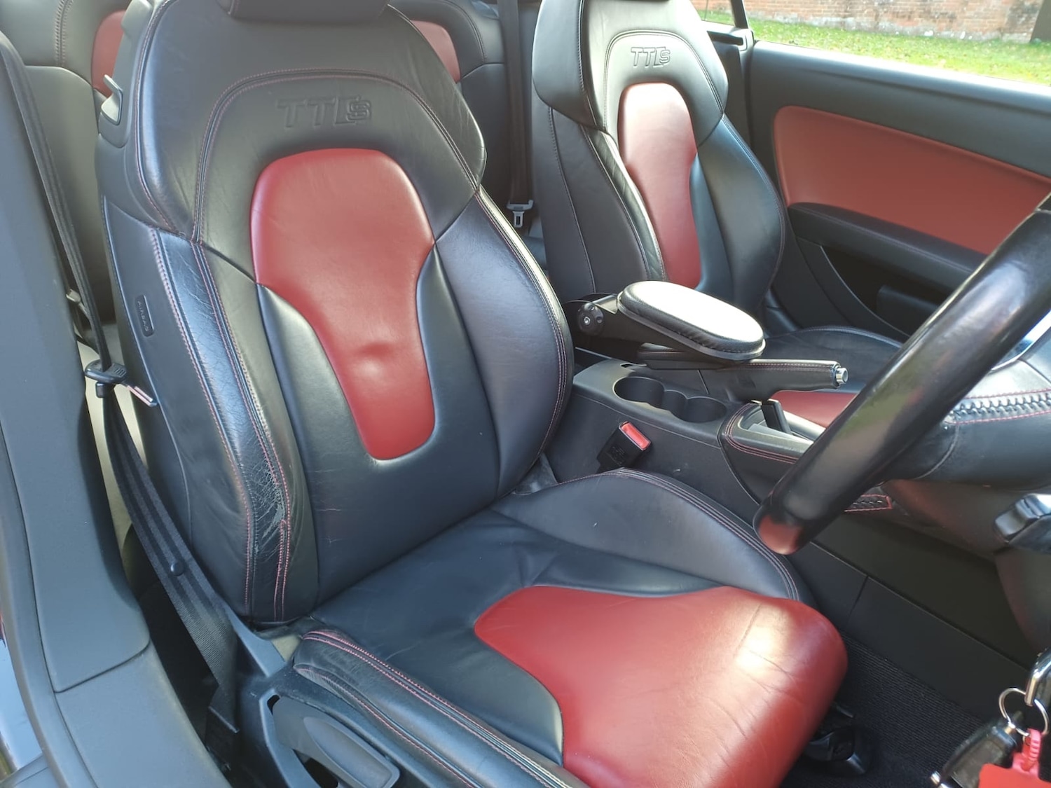 Used Audi TT 2011 for sale - 77115884: Photo 18