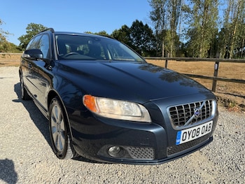 Used Volvo V70 2008 for sale - 79495573: Photo