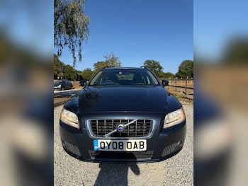 Used Volvo V70 2008 for sale - 79495573: Photo