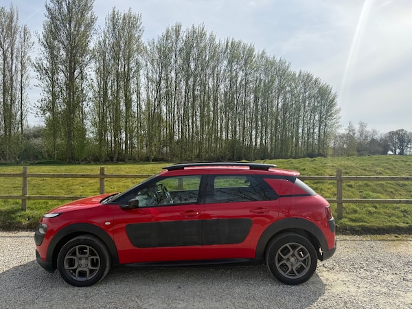 Used Citroen C4 Cactus 2014 for sale - 74782582: Photo 8