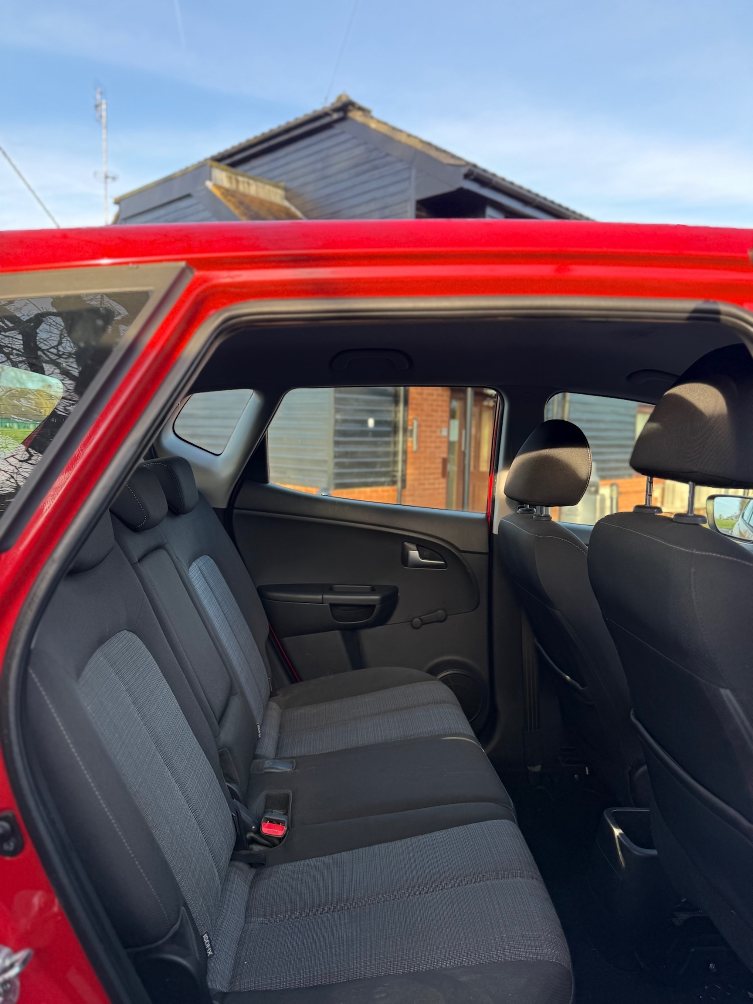 Used Kia Venga 2010 for sale - 77065878: Photo 12