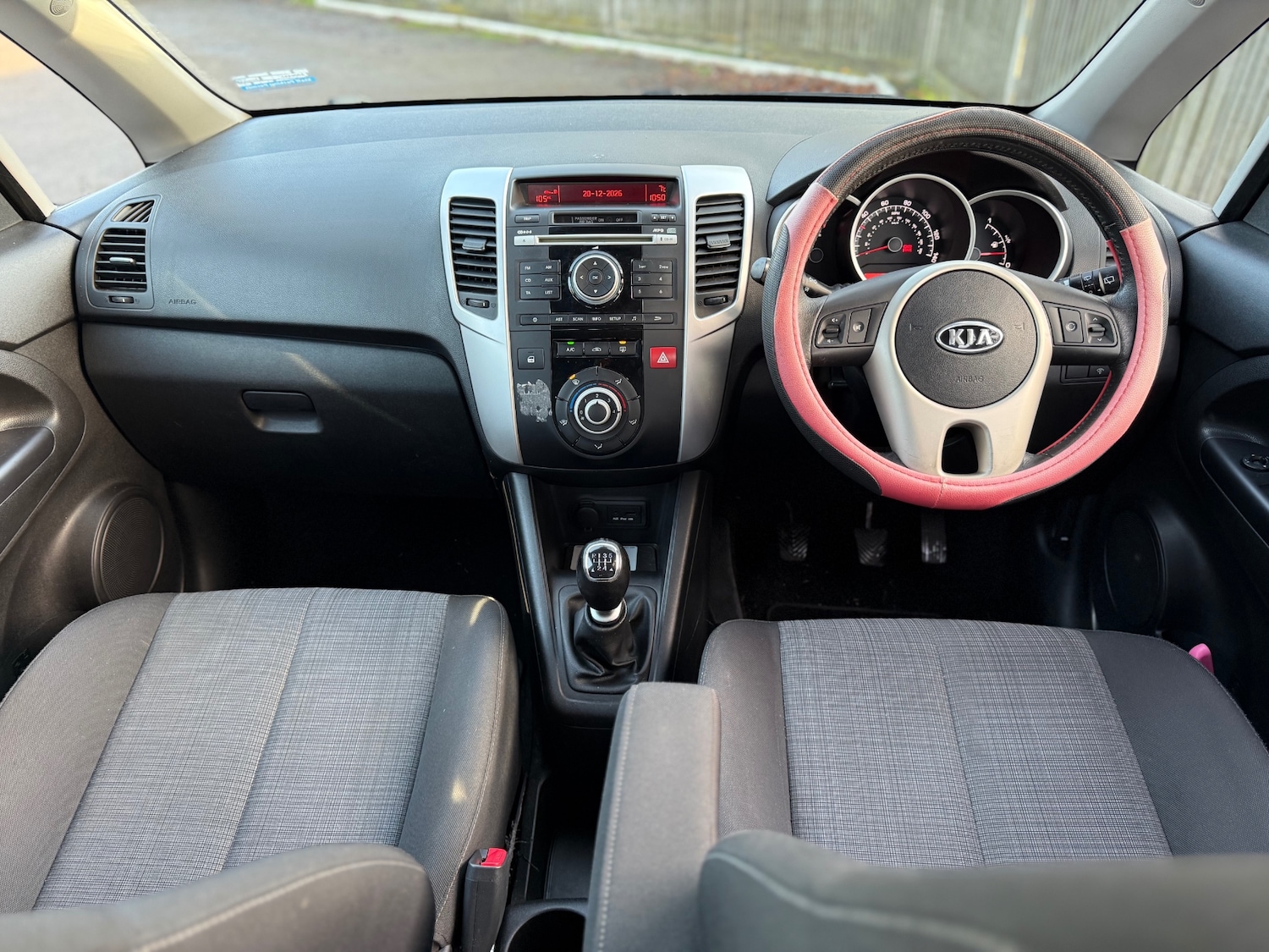 Used Kia Venga 2010 for sale - 77065878: Photo 14