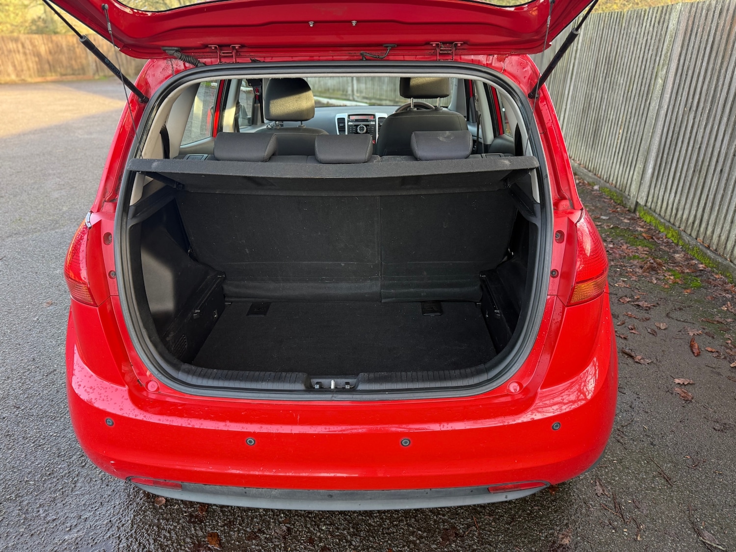 Used Kia Venga 2010 for sale - 77065878: Photo 15