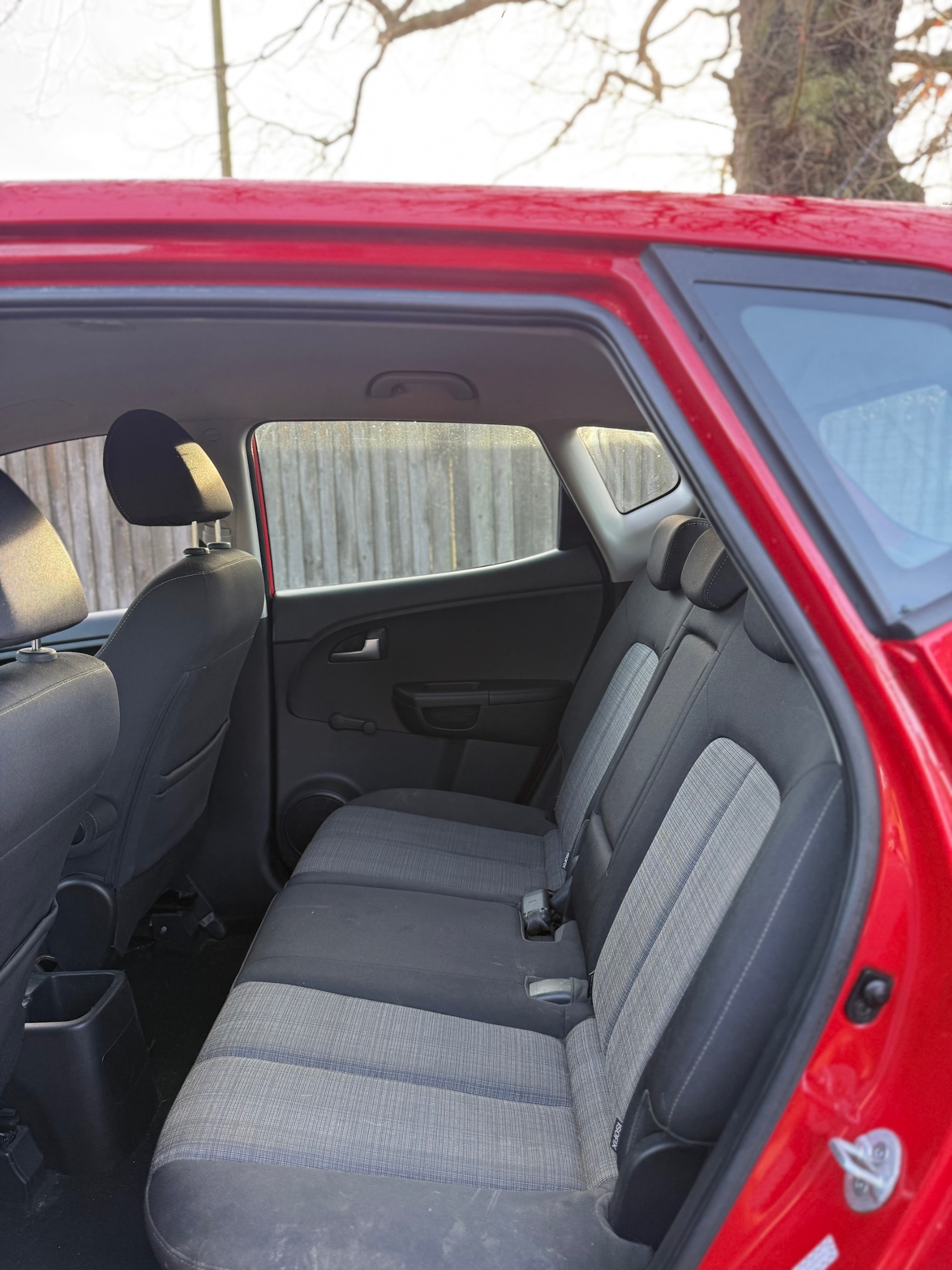 Used Kia Venga 2010 for sale - 77065878: Photo 17