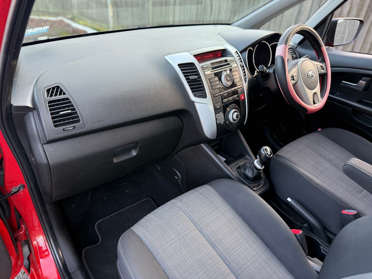 Used Kia Venga 2010 for sale - 77065878: Photo 19