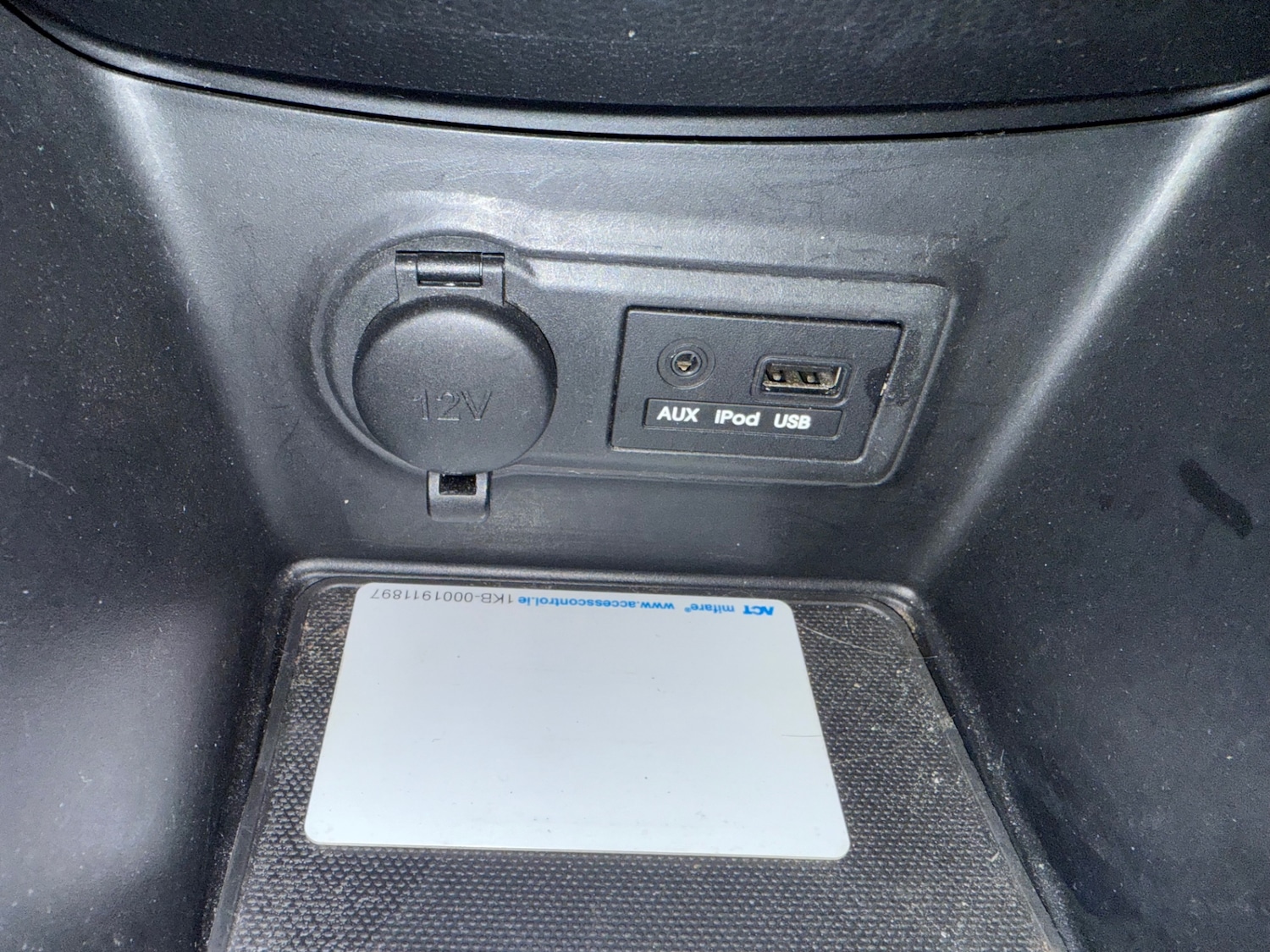 Used Kia Venga 2010 for sale - 77065878: Photo 35